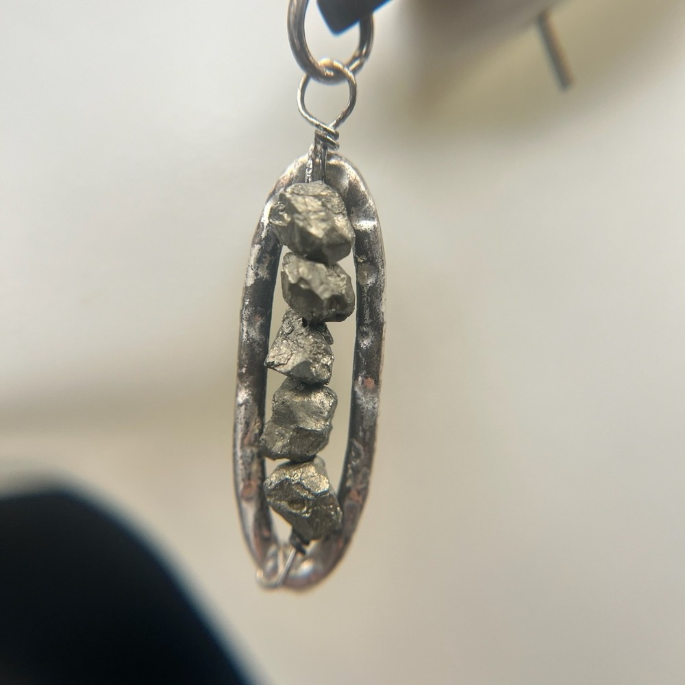 Vintage Pyrite Raw Nugget Dangle Earrings Jewelry Wood Silver Tone Stud Post - Picture 5 of 13